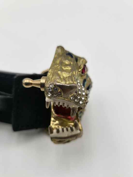 GUCCI Feline Tiger Head Buckle Leather Belt...Authentic